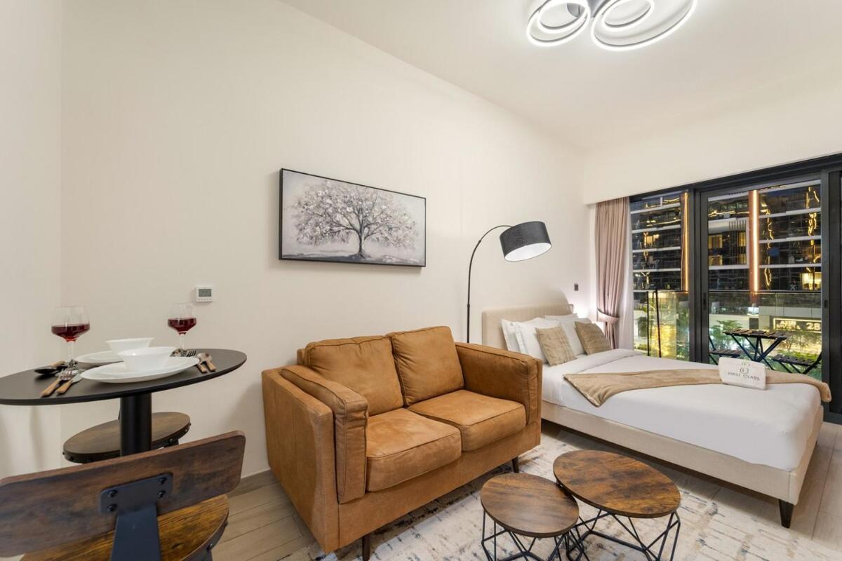 First Class Urban Elegance *